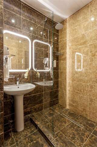 Гостиница Мартон Palace Краснодар Стандарт DBL-11