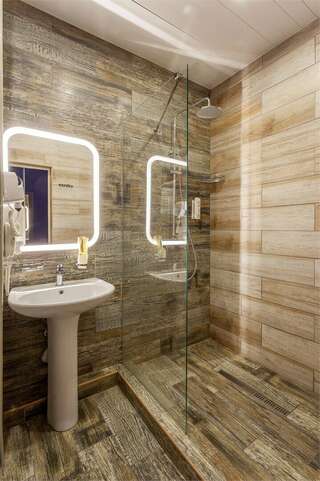 Гостиница Мартон Palace Краснодар Стандарт TWIN-11