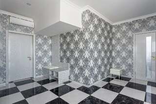 Гостиница Мартон Palace Краснодар Люкс с джакузи (белый)-12