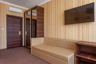 Гостиница Мартон Palace Краснодар Стандарт улучшенный-8